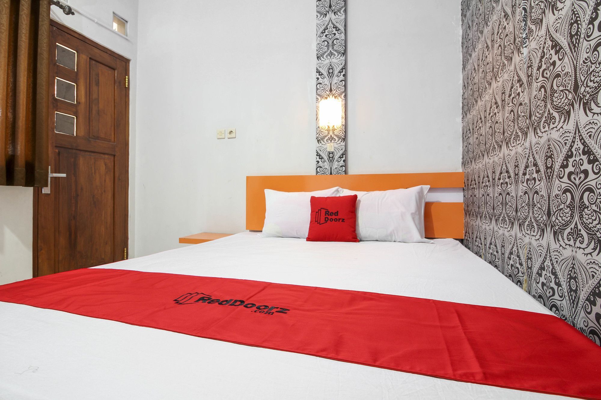 Reddoorz Near Hartono Mall Kejayan Exterior foto